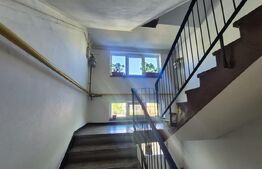 Apartament cu 4 camere de vanzare, 80 mp,  Micro 17