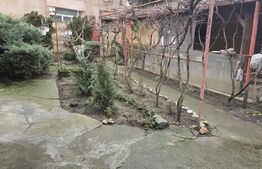Casa 6 camere, 227 mp, teren 444 mp, zona Nord
