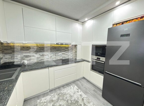 Apartament de vânzare 4 camere Micro 17 - 186872AV | BLITZ Satu Mare | Poza4