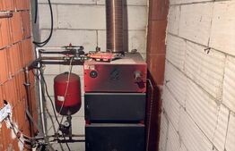 Casa cu 4 camere de vanzare, 150 mp, teren 532 mp, in Lazuri