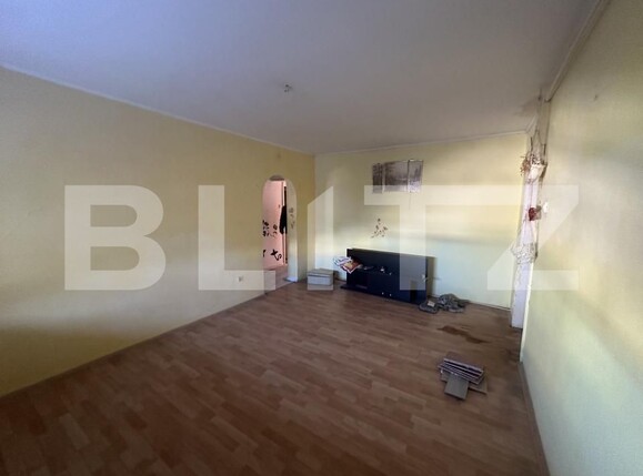 Apartament de vânzare 3 camere Micro 16 - 187181AV | BLITZ Satu Mare | Poza1