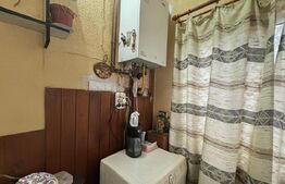 Casa de vanzare, 37 mp, teren 515 mp, zona Titulescu - Semicentral 