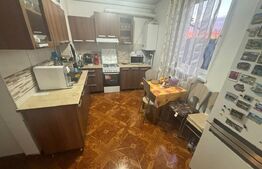 Apartament 3 camere, 65 mp, zona Closca