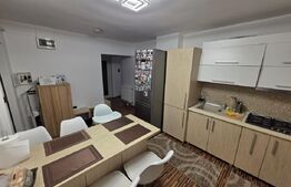 Apartament cu 3 camere, decomandat,67 mp,Micro 16