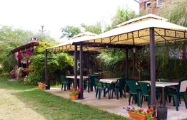 Pensiune de vanzare, 1000 mp, zona Tasnad 