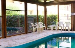 Pensiune de vanzare, 1000 mp, zona Tasnad 