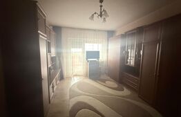 De vanzare apartament , 3 camere , 70mp , zona Păuleștiului