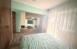 De vanzare apartament , 3 camere , 70mp , zona Păuleștiului