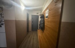 De vanzare apartament , 3 camere , 70mp , zona Păuleștiului