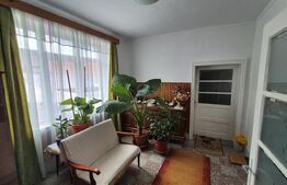 Casa 4 dormitoare, 220 mp, teren 500 mp, zona Titulescu