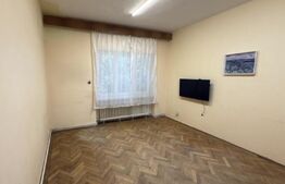 Apartament cu 5 camere, 143 mp, zona Centrala 