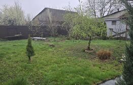 Casa 3 camere 133 mp; Teren - 1432 mp. Livada