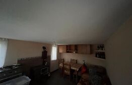 Teren– 400 mp, căbănuță + utilități, acces asfalt