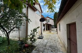 Casa de vanzare, 220 mp, zona Titulescu