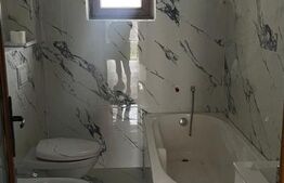 Casa de vânzare, 102 mp utili , zona Lazuri