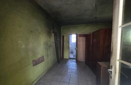 Casa de vanzare cu 2 camere,80 mp,zona sat Ambud comuna Paulesti