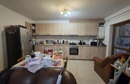 Casa tip duplex de vanzare, 5 camere, 234 mp, zona Titulescu-Satu Mare