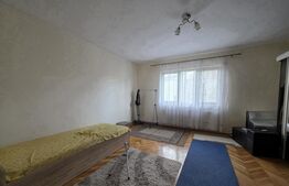 Casa tip duplex de vanzare, 5 camere, 234 mp, zona Titulescu-Satu Mare