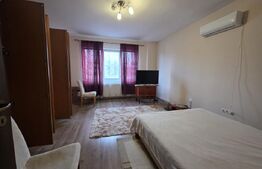 Casa tip duplex de vanzare, 5 camere, 234 mp, zona Titulescu-Satu Mare