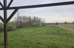 Spatiu industrial Hala 106 mp, 5700 mp Teren- Livada