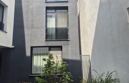 Apartament cu 2 camere de vanzare cu loc de parcare, 56.80 mp, zona Semicentrala