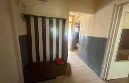 Apartament 3 camere, decomandat, 55 mp, zona Micro17