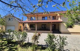 Casa 3 dormitoare de inchiriat, 236 mp, teren 525 mp, Semicentral