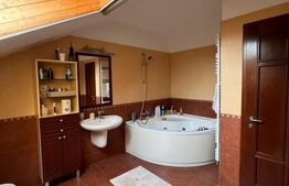 Casă modernă, 4 dormitoare, 300 mp, zona Burdea