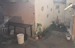 Teren intravilan, proprietate 43 mp + construcție, zona Ultracentral