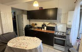 Apartament de vânzare cu 3 camere, 65 mp, zona Micro 16