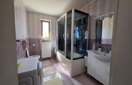 Casa de vanzare 5 camere, 157 mp, zona Titulescu Satu Mare