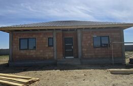 Casa 3 camere - 115 mp - Lazuri