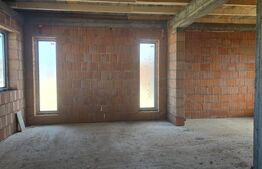 Casa 3 camere - 115 mp - Lazuri