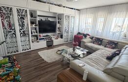 Apartament de vânzare 3 camere, 77 mp, zona liceului Economic
