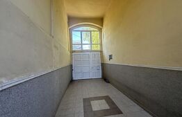 Casă cu două apartamente, 221 mp, zona Semicentral