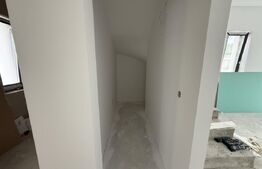 Casa de vanzare, 110 mp utili, zona Botiz