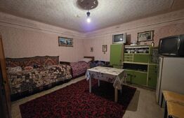 Casa de vanzare cu 2 camere, 74 mp, zona Mediesu Aurit Satu Mare