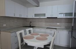 Apartament 3 camere, 68.60 mp, zona Micro 16