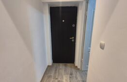 Apartament cu 2 camere de vanzare, 30.57 mp, Micro 14