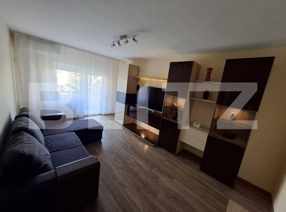 Apartament de închiriat 3 camere Micro 17 - 196530AI | BLITZ Satu Mare | Poza1
