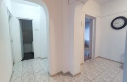 Apartament cu 3 camere, 2 bai, 2 balcoane, 90 mp, strada Avram Iancu
