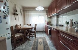 Apartament cu 2 camere decomandate, 52 mp, AC, boxa, renovat, zona Micro 16