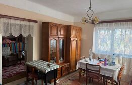 Casa 3 camere si teren 4348 mp, zona Criseni