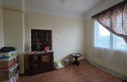 Casă de vânzare ,237mp,zona Barițiu Satu Mare