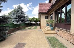 Casă 300 mp – teren 760 mp, zona Luceafarului - stadion Olimpia