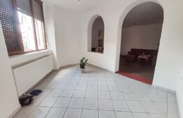 Casa 288 mp, teren 598 mp, 5 camere, renovata, zona Centrala