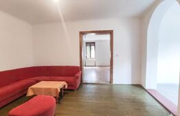 Casa 288 mp, teren 598 mp, 5 camere, renovata, zona Centrala