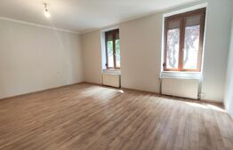 Casa 288 mp, teren 598 mp, 5 camere, renovata, zona Centrala