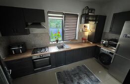 Casă, 113 mp, 321 mp teren, zona Poligonului
