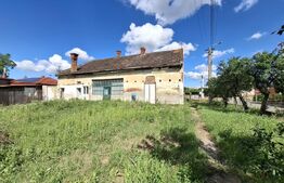 Spațiu comercial de vanzare, 244 mp, zona Centru - Ardud 
